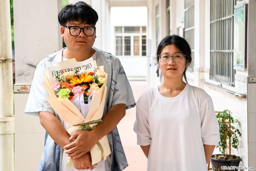 全网追的“扁担女孩”,找了一份暑假工,时薪12元 - 岳阳生活资讯 - 岳阳28生活网 yy.28life.com